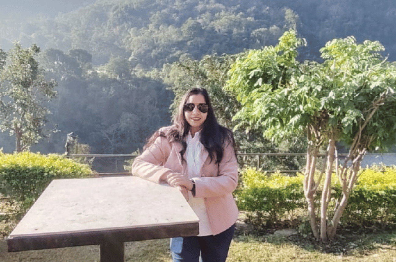 1769491564-h-320-Sunita.png
